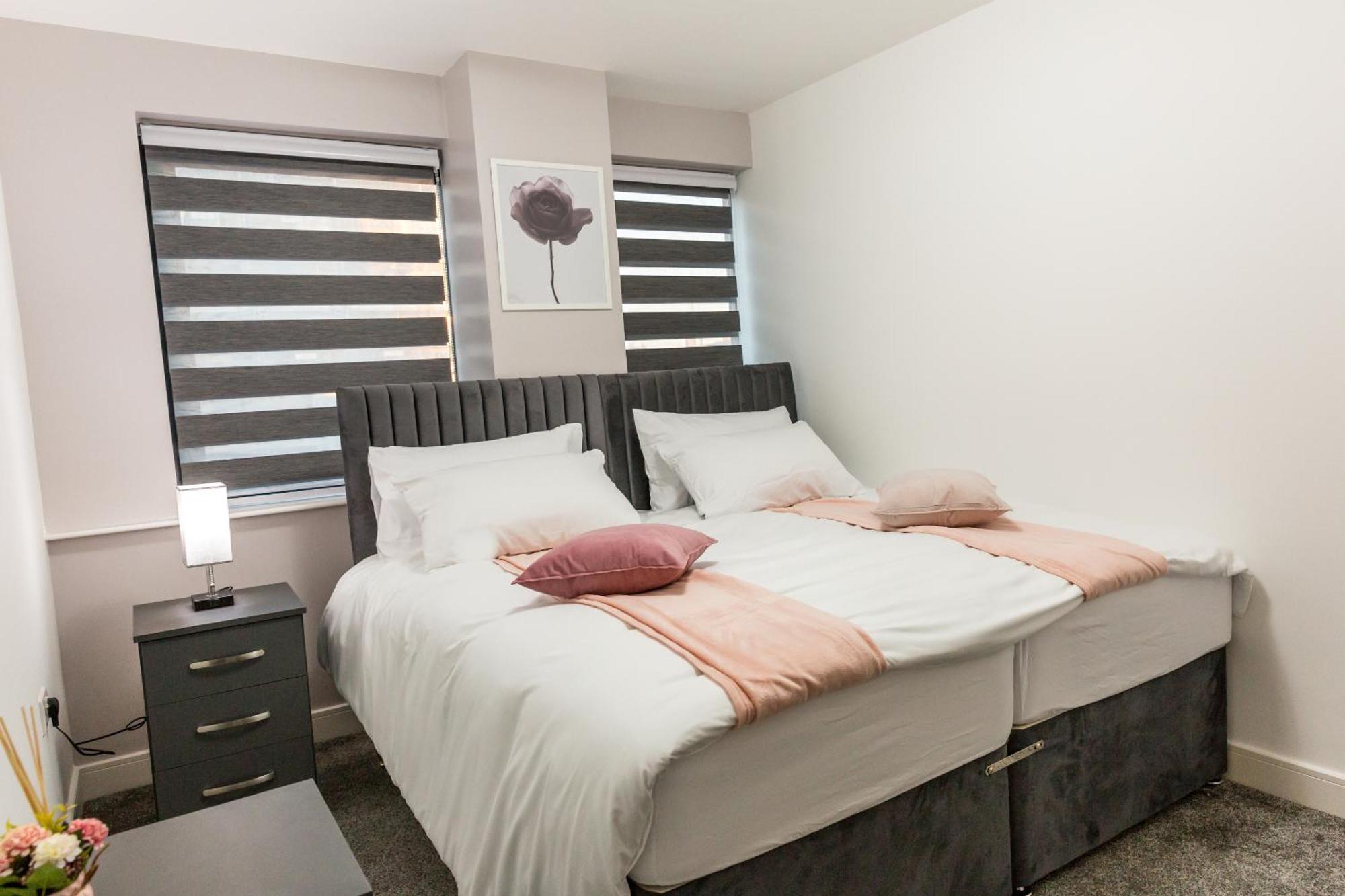 Sweet Stay, 2 Bed Apartment Birmingham Bagian luar foto