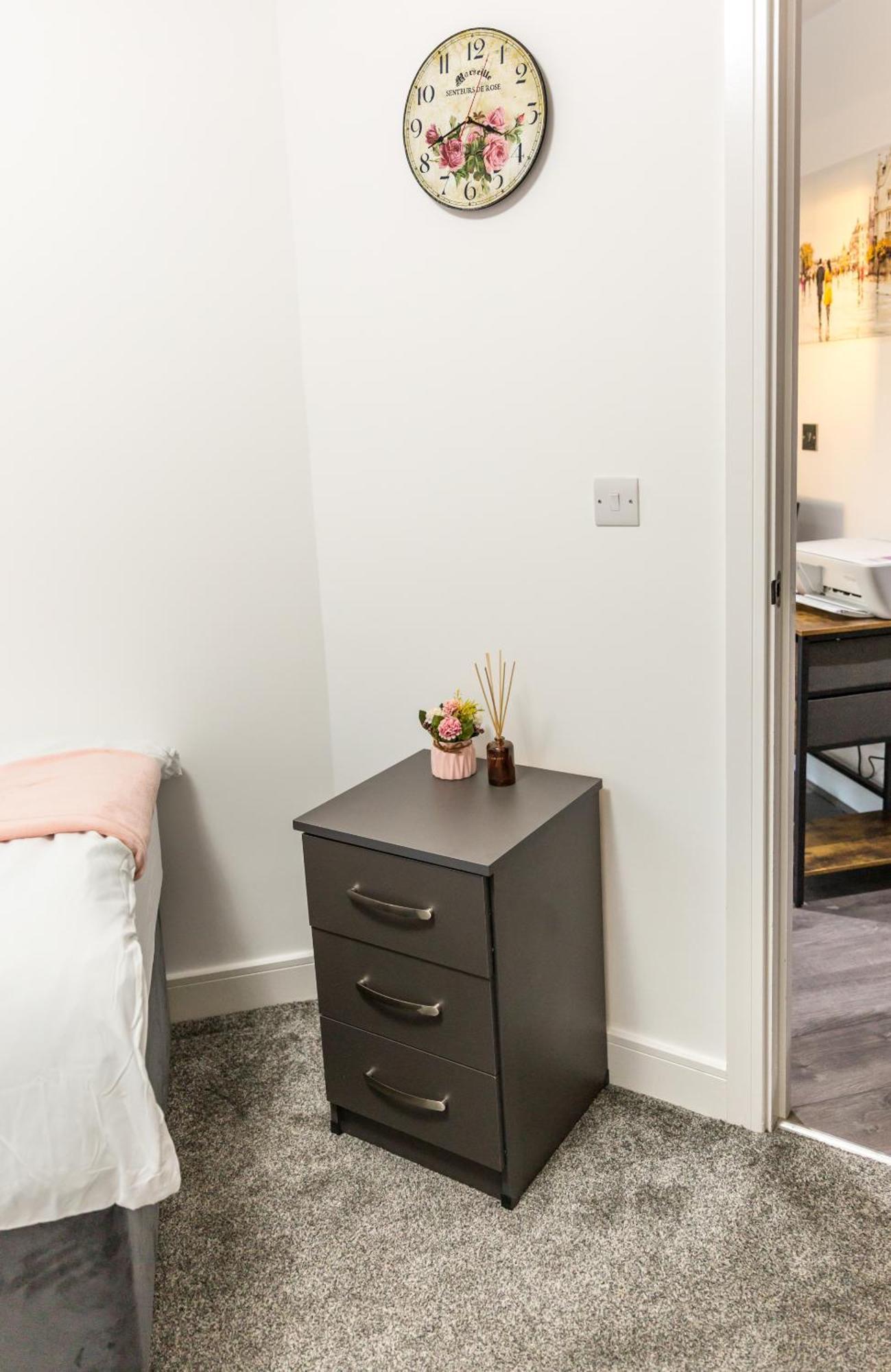 Sweet Stay, 2 Bed Apartment Birmingham Bagian luar foto